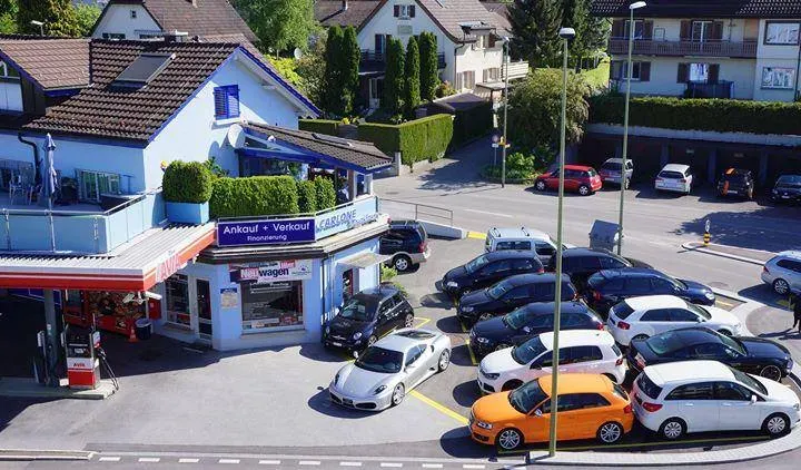 Garage-Pneuhaus Carlone AG