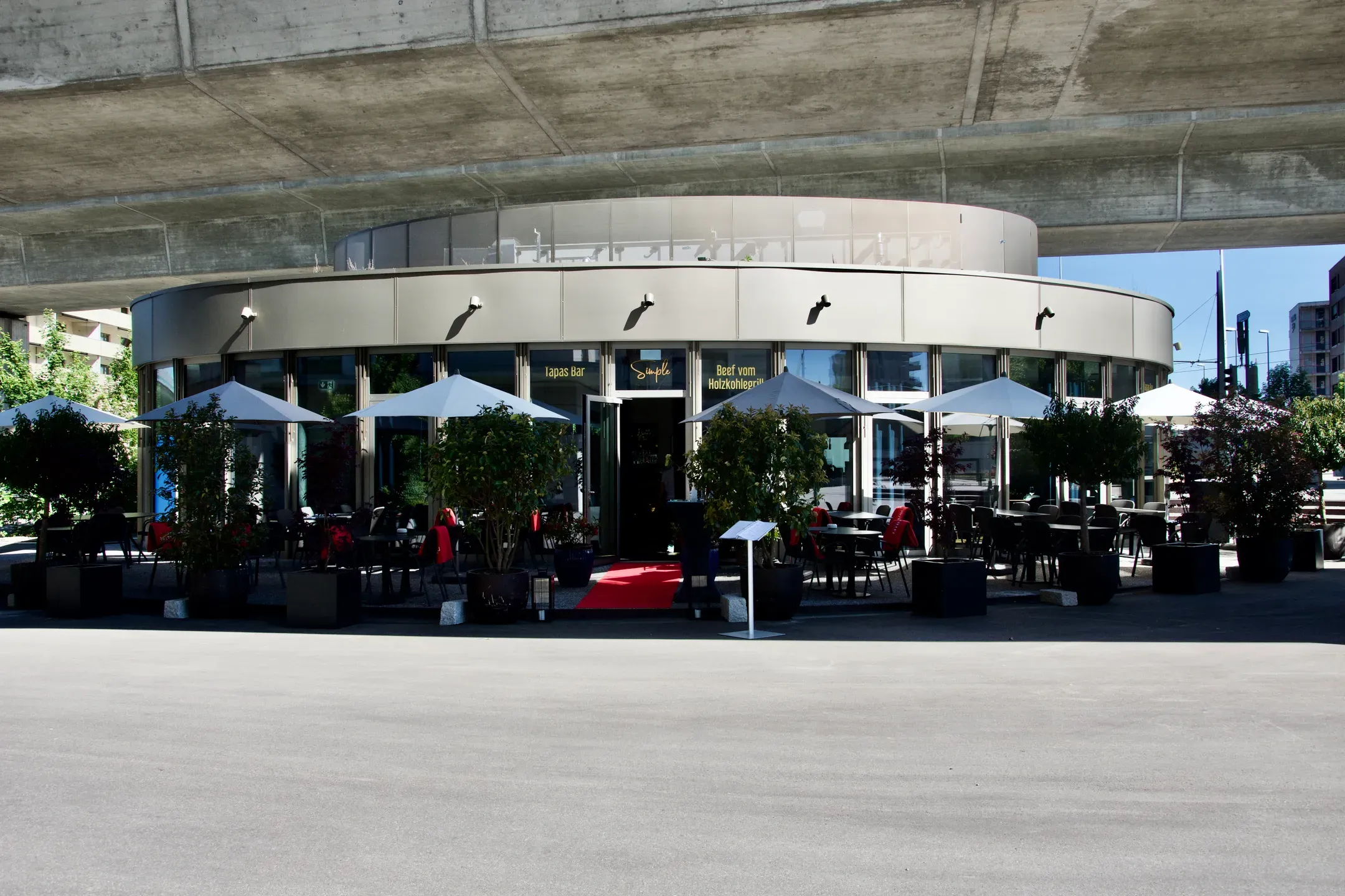 Simple Restaurant